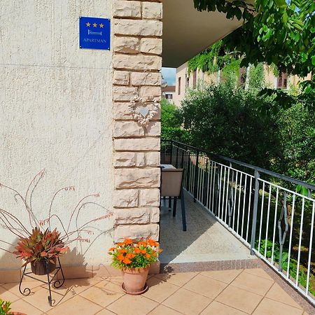 Apartment Nina Rovinj Exterior foto