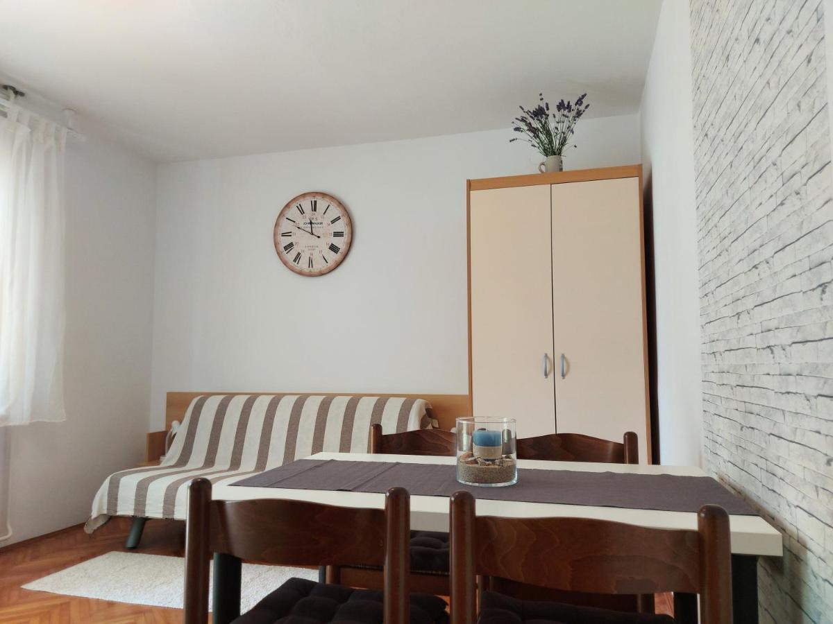 Apartment Nina Rovinj Exterior foto