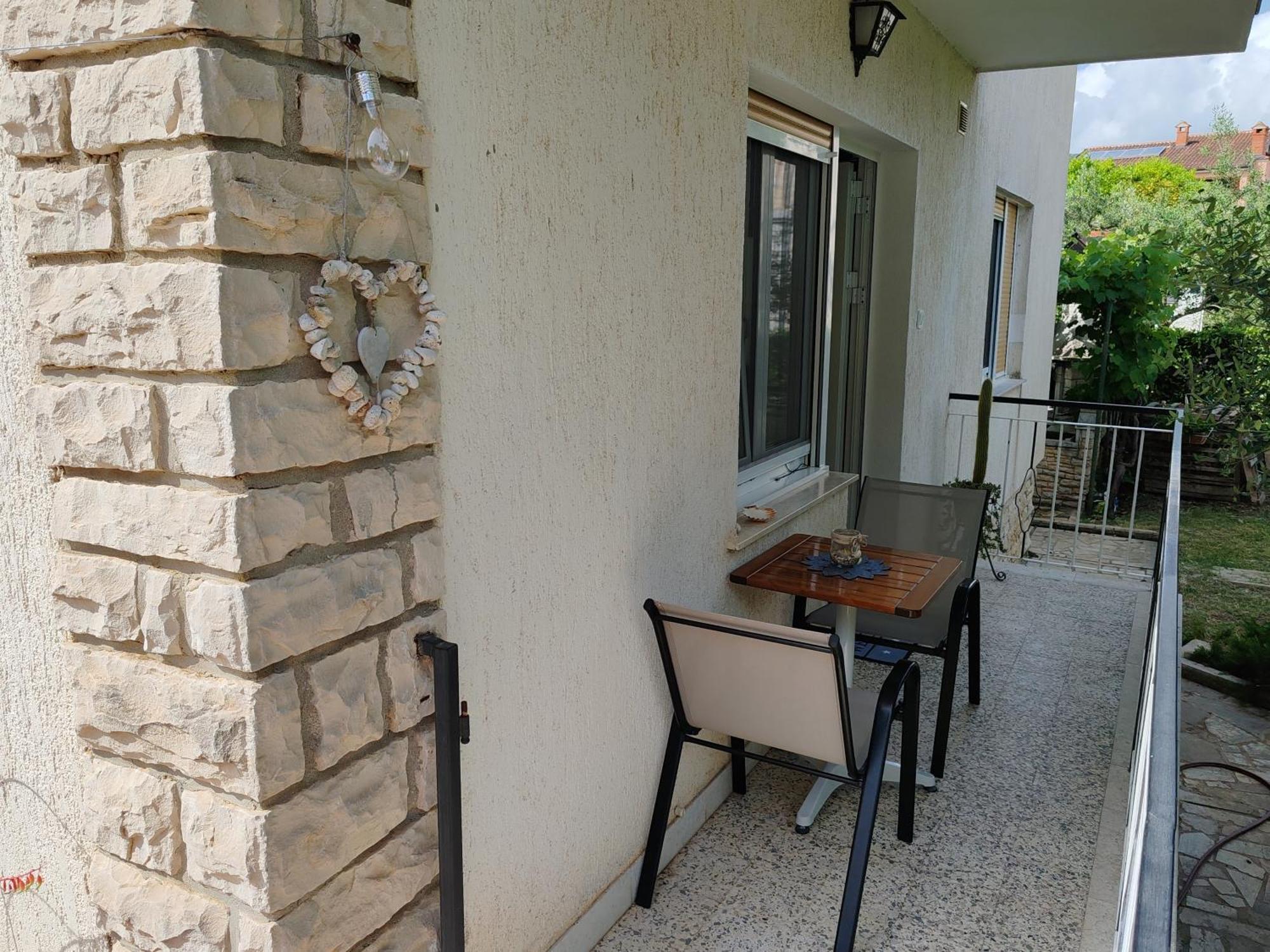 Apartment Nina Rovinj Exterior foto